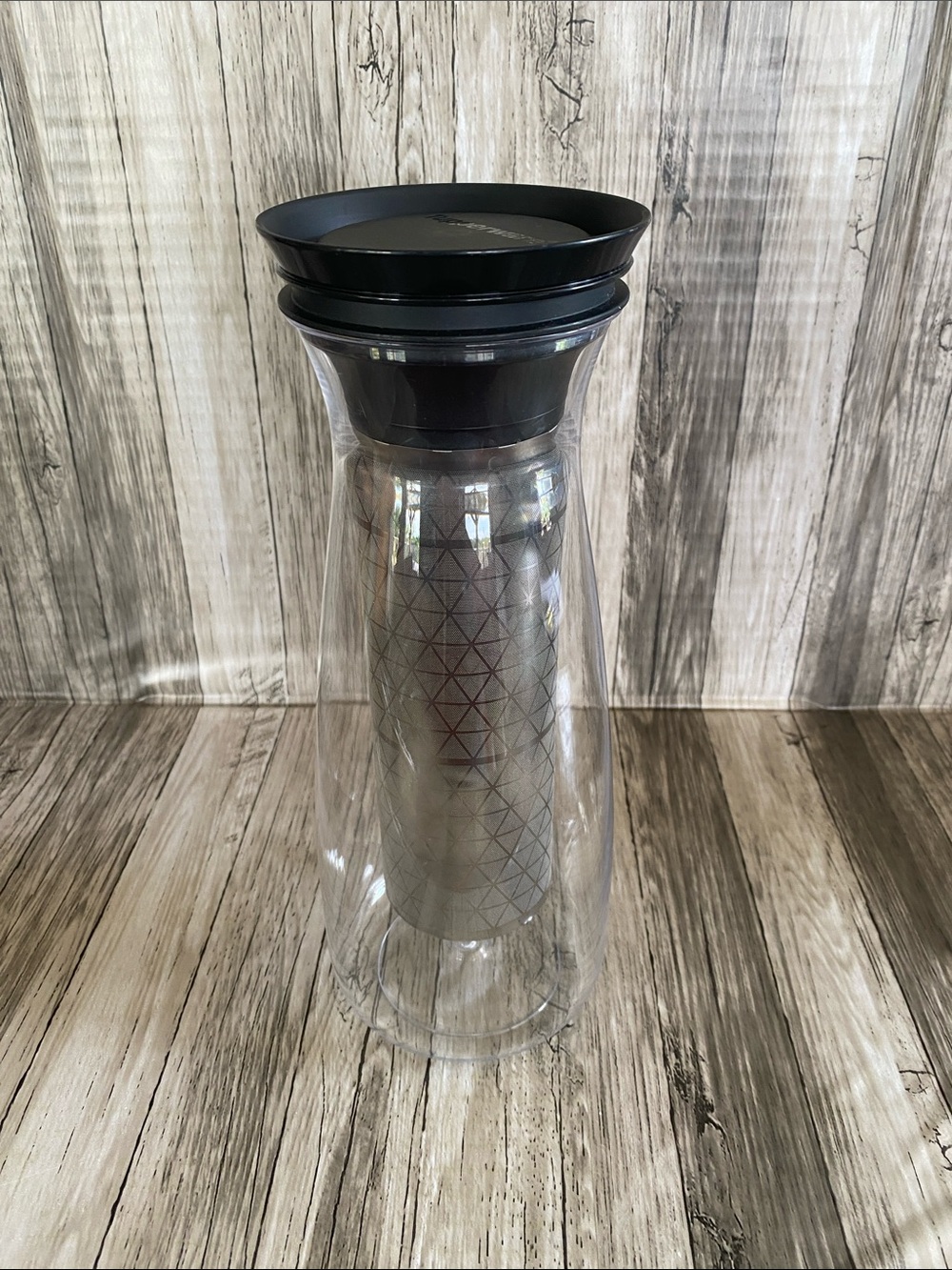 TUPPERWARE COLD BREW CARAFFE